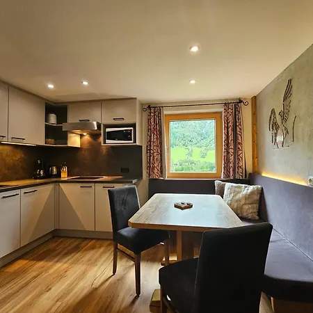 Haus Buchhammer Apartment Sankt Anton am Arlberg